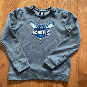 NBA brand Charlotte Hornets sweatshirt Size Youth M